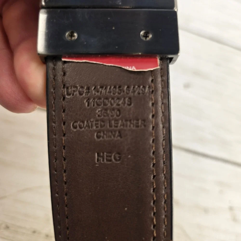 Genuine Dickies Mens Reversible Belt Black Brown Coated Leather Size 36 11GD0248